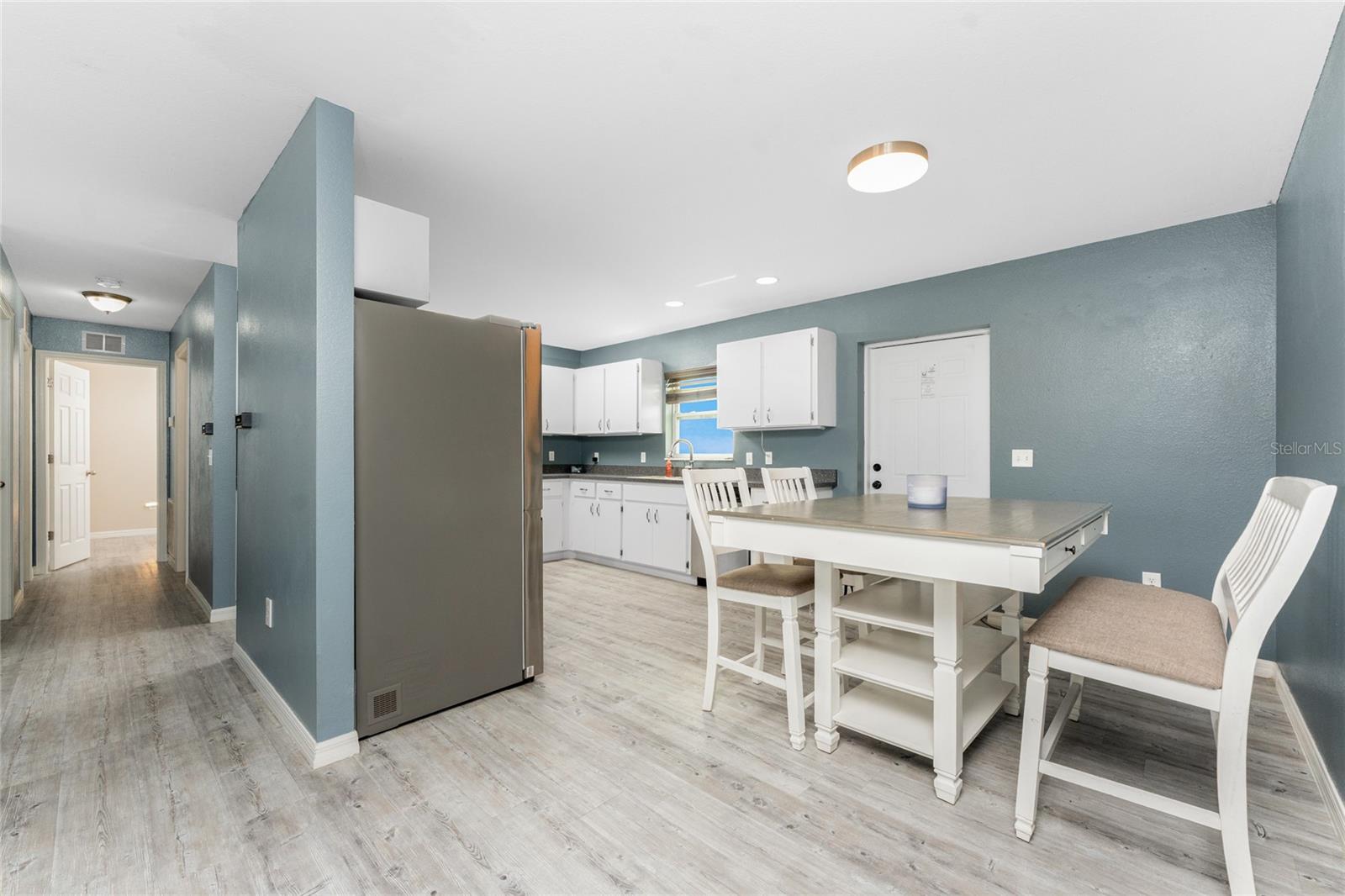 Image 10 of 57 For 7105 Clematis Drive