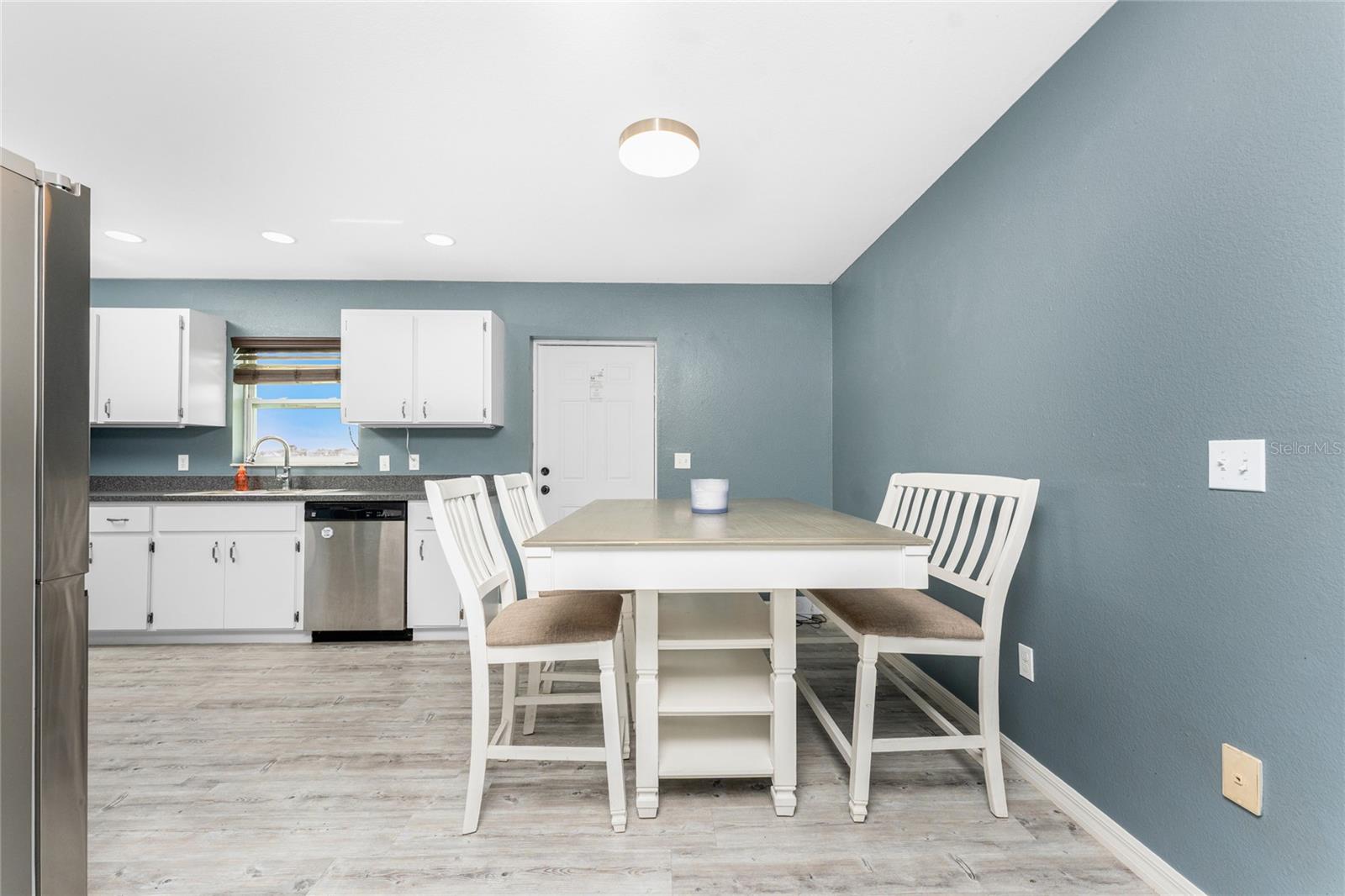 Image 11 of 57 For 7105 Clematis Drive