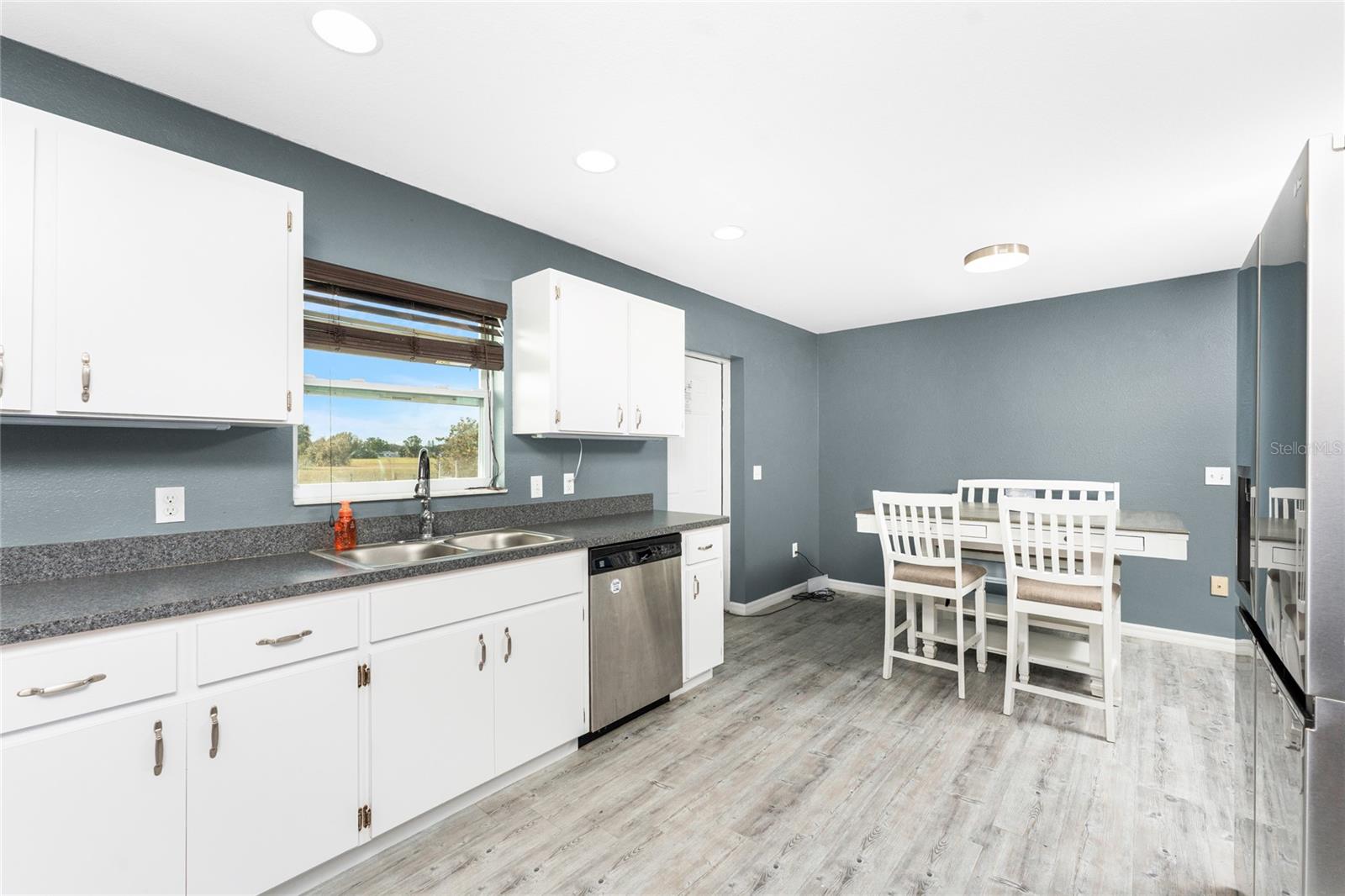 Image 15 of 57 For 7105 Clematis Drive