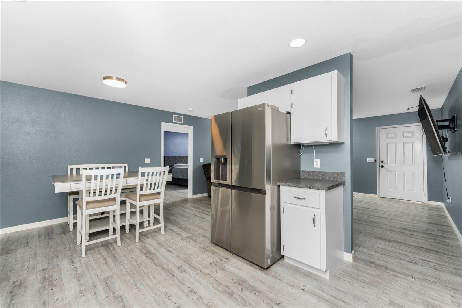 Image 16 of 57 For 7105 Clematis Drive