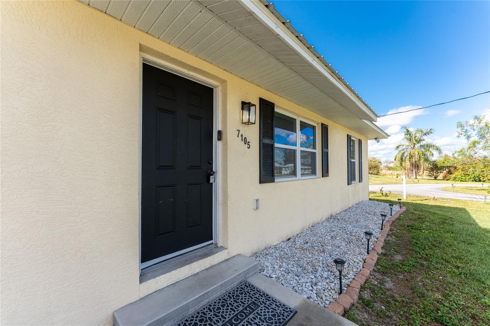 Image 3 of 57 For 7105 Clematis Drive