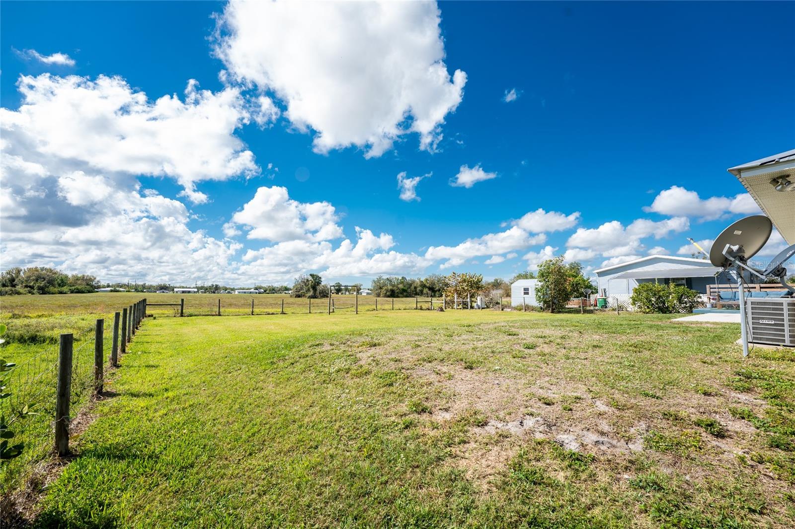 Image 43 of 57 For 7105 Clematis Drive