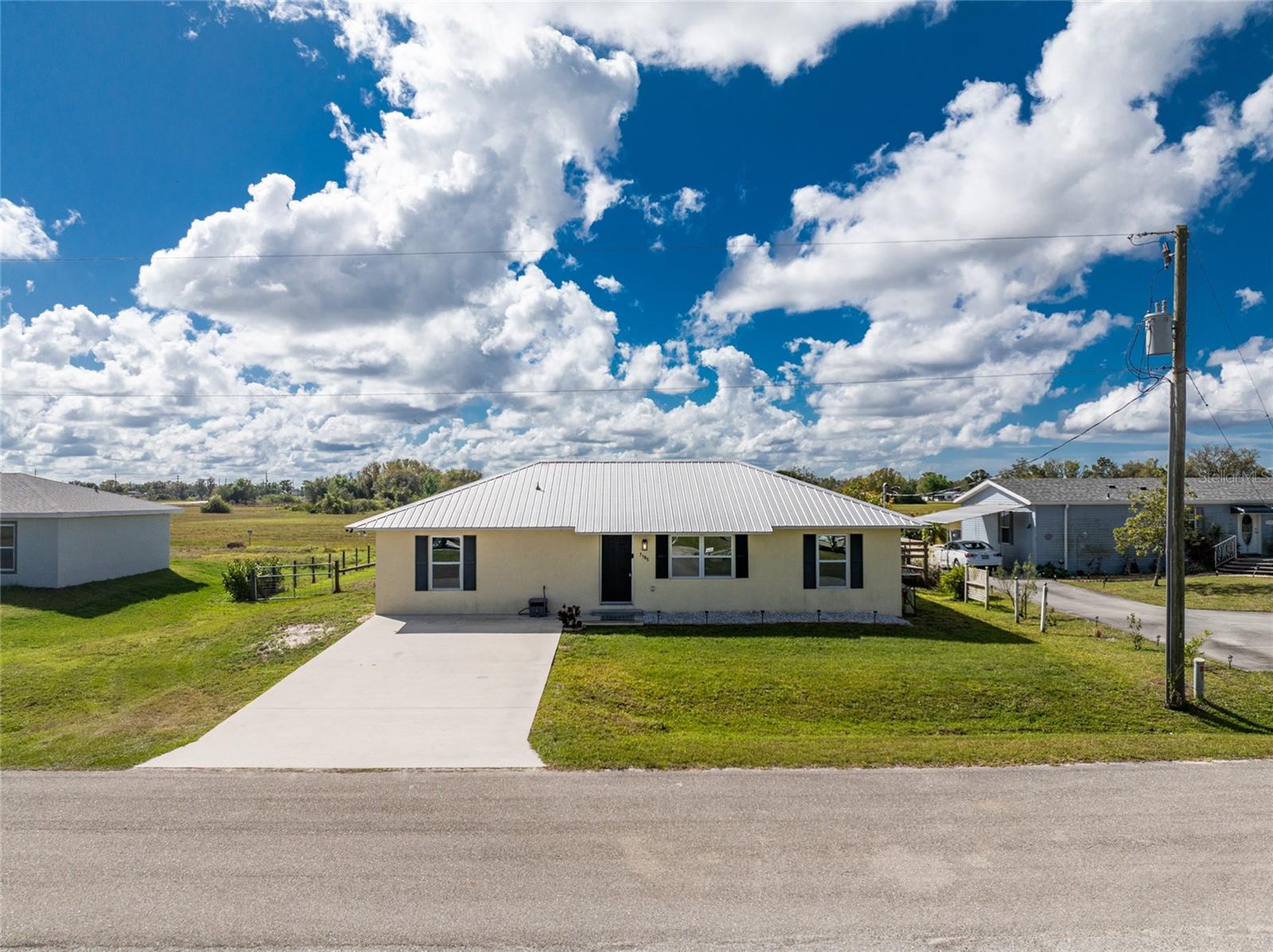 Image 47 of 57 For 7105 Clematis Drive