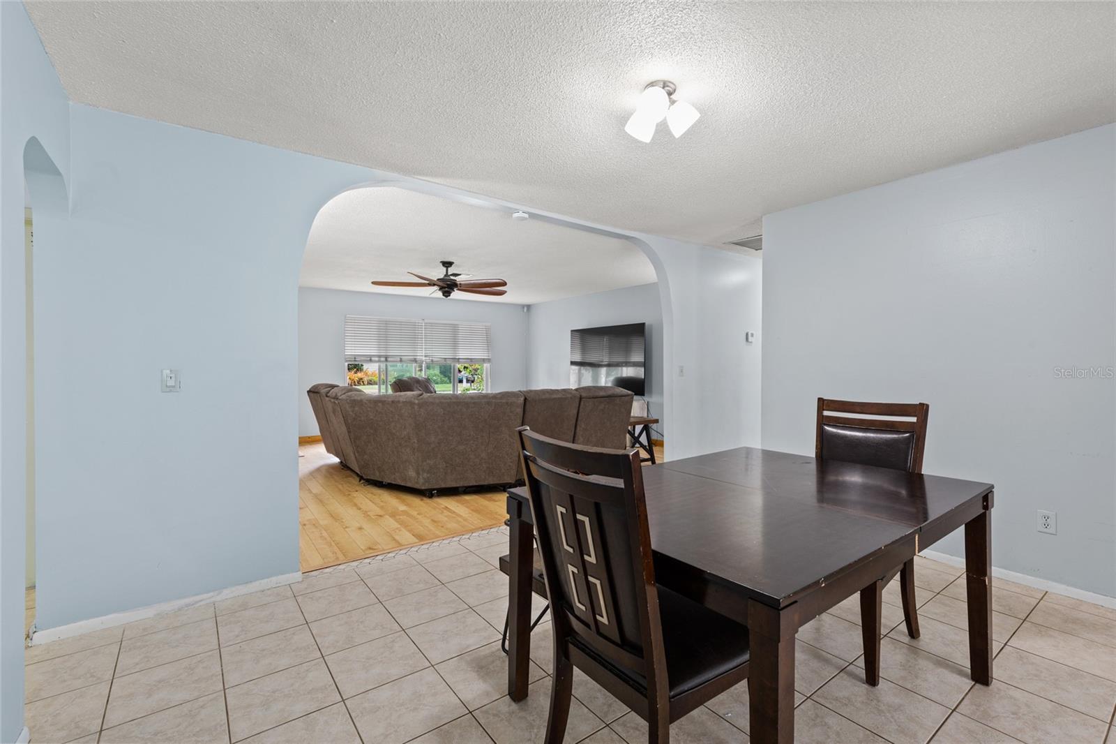 Image 14 of 33 For 120 43rd Street Nw