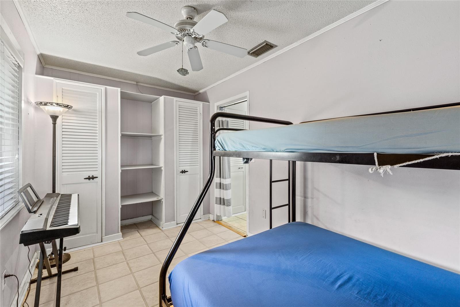 Image 21 of 33 For 120 43rd Street Nw