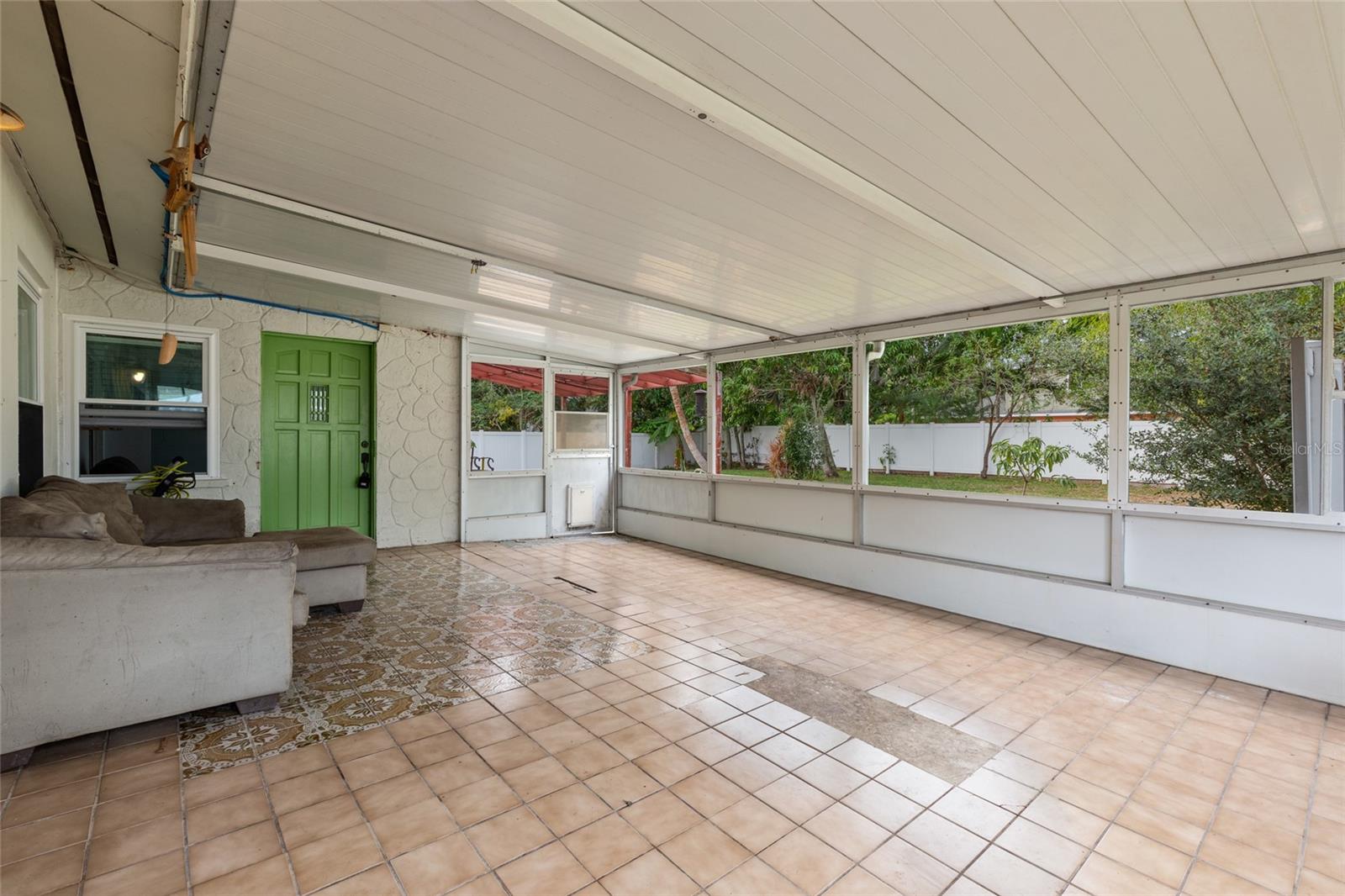 Image 22 of 33 For 120 43rd Street Nw