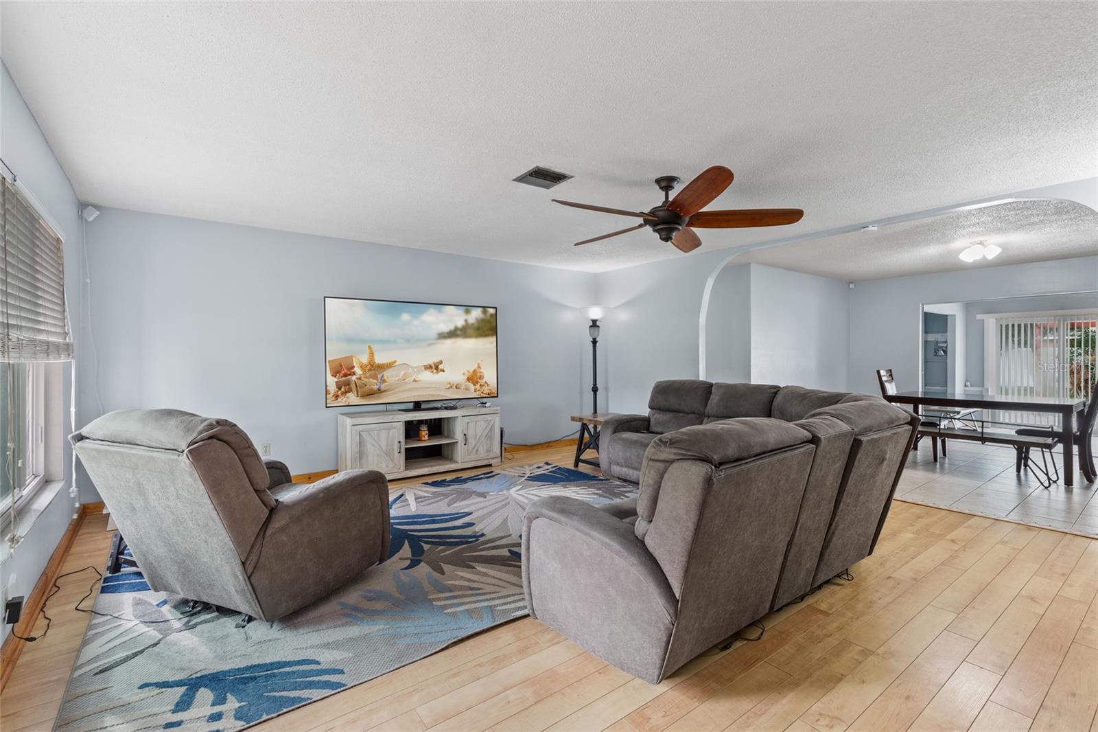 Image 3 of 33 For 120 43rd Street Nw