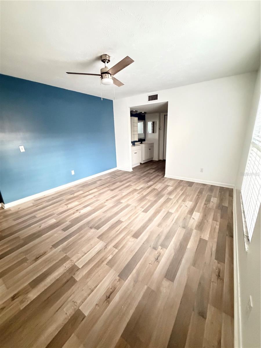 Image 13 of 59 For 5920 7th Avenue W