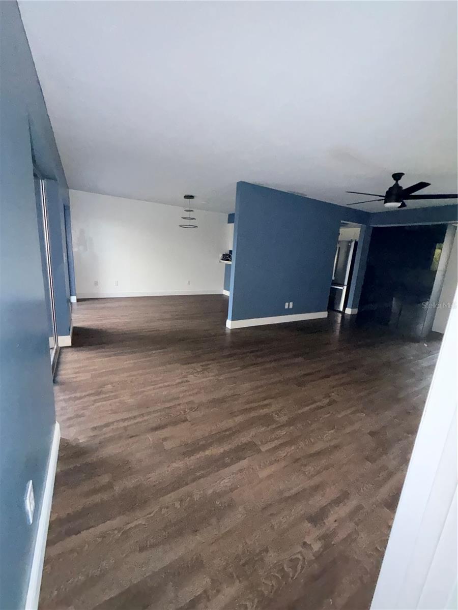 Image 21 of 59 For 5920 7th Avenue W