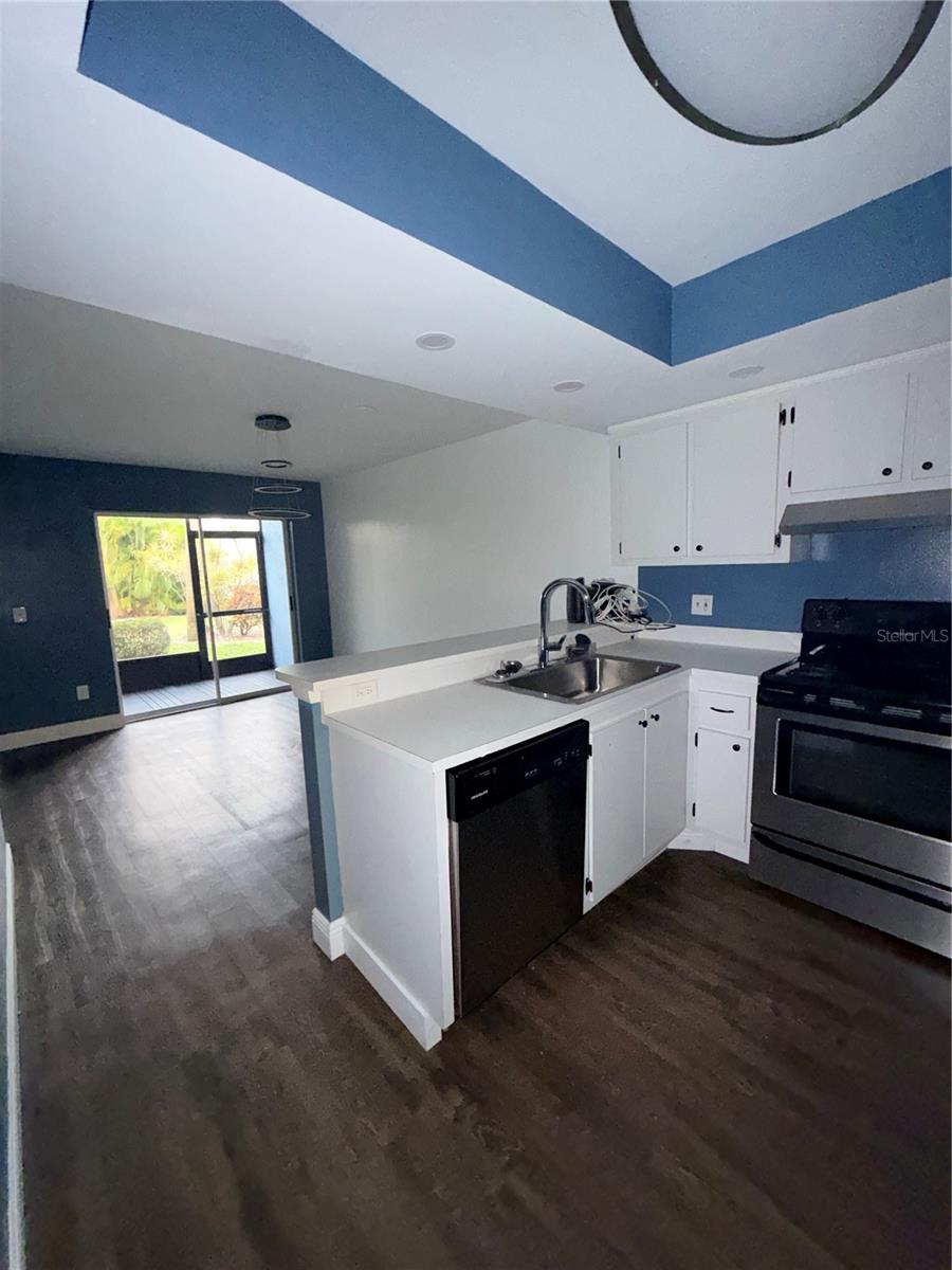 Image 29 of 59 For 5920 7th Avenue W