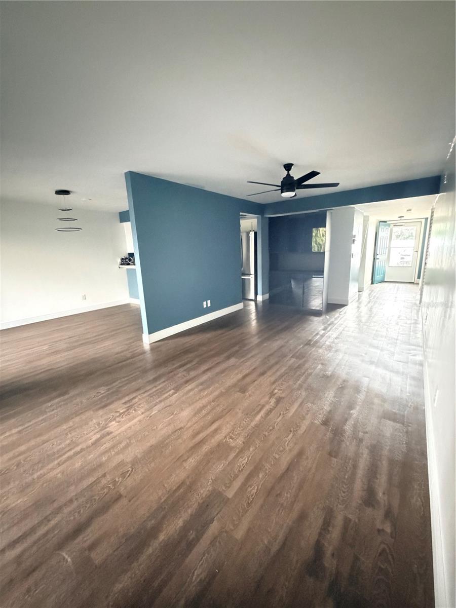 Image 7 of 59 For 5920 7th Avenue W