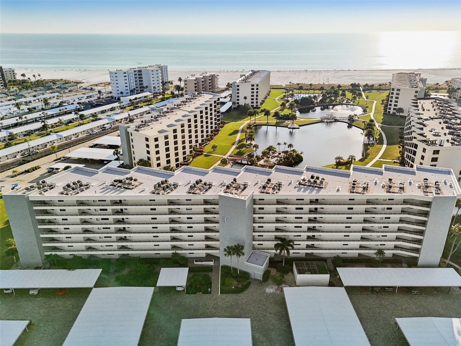 Listing photo id 29 for 5770 Midnight Pass Road C601