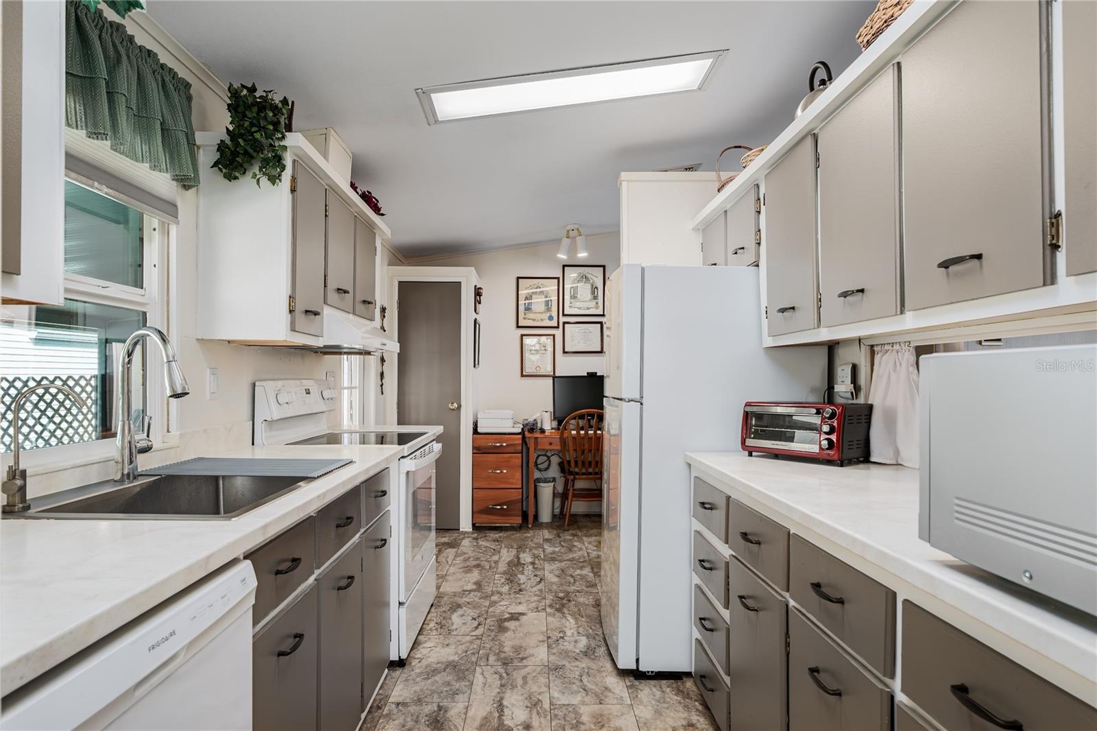 Image 7 of 34 For 3310 Eileen Drive