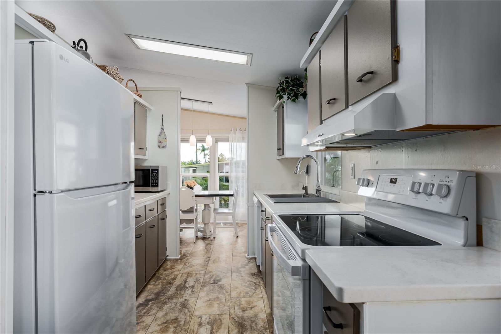 Image 8 of 34 For 3310 Eileen Drive