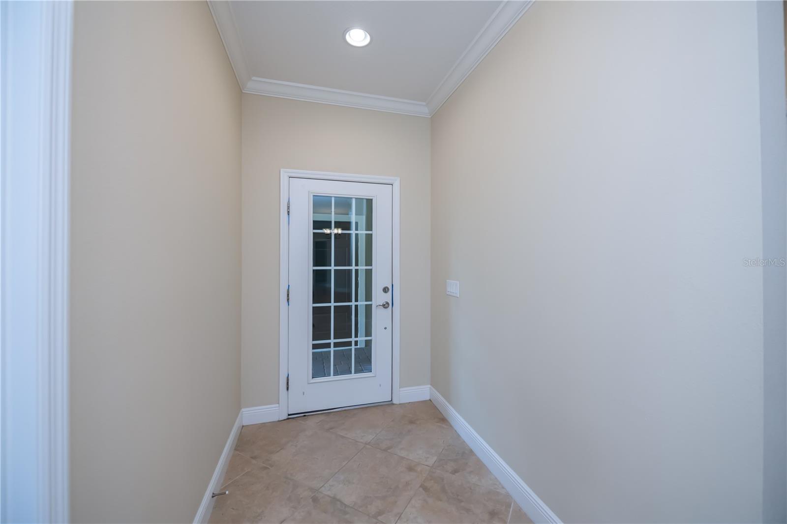 Image 13 of 62 For 1387 Backspin Drive