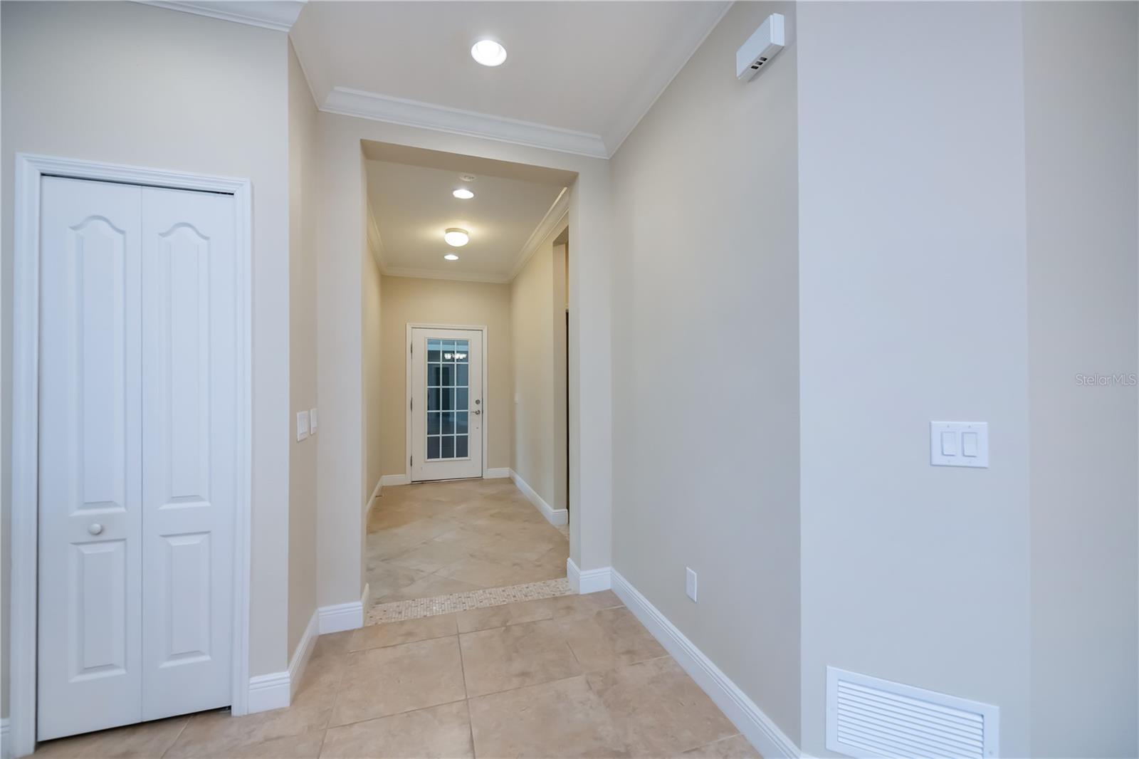 Image 16 of 62 For 1387 Backspin Drive