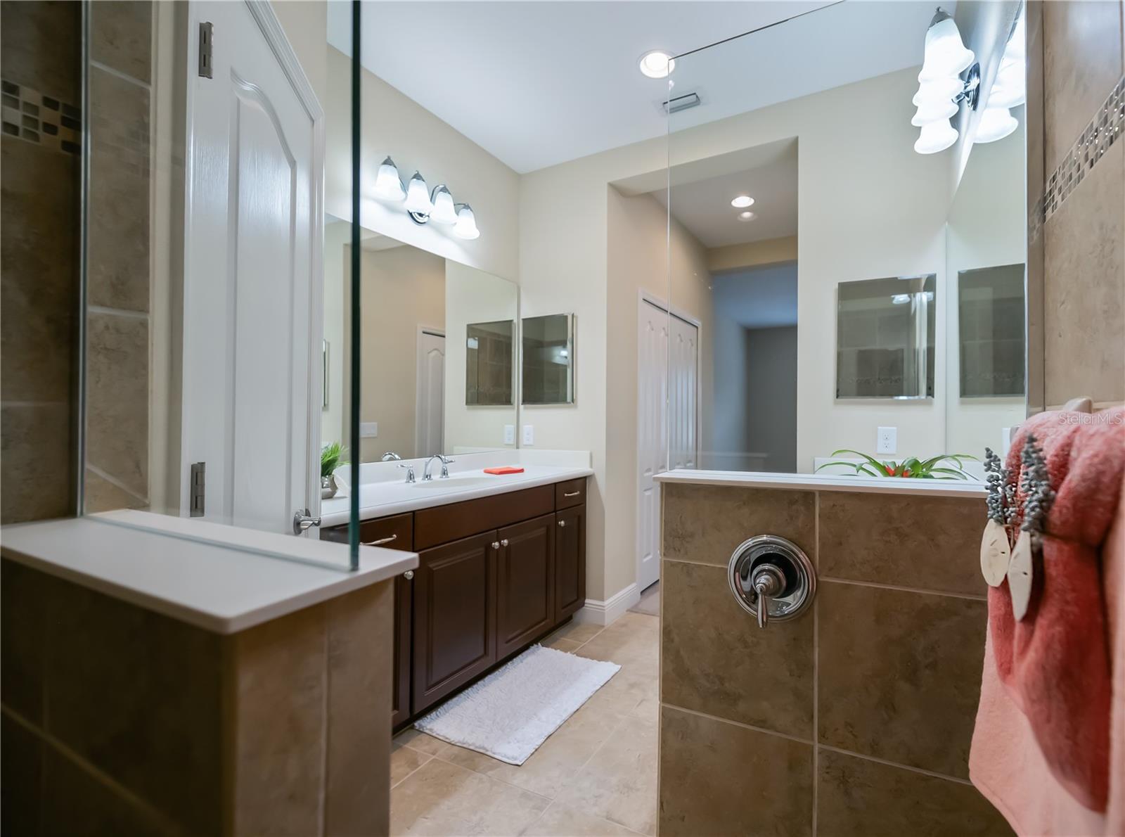 Image 42 of 62 For 1387 Backspin Drive