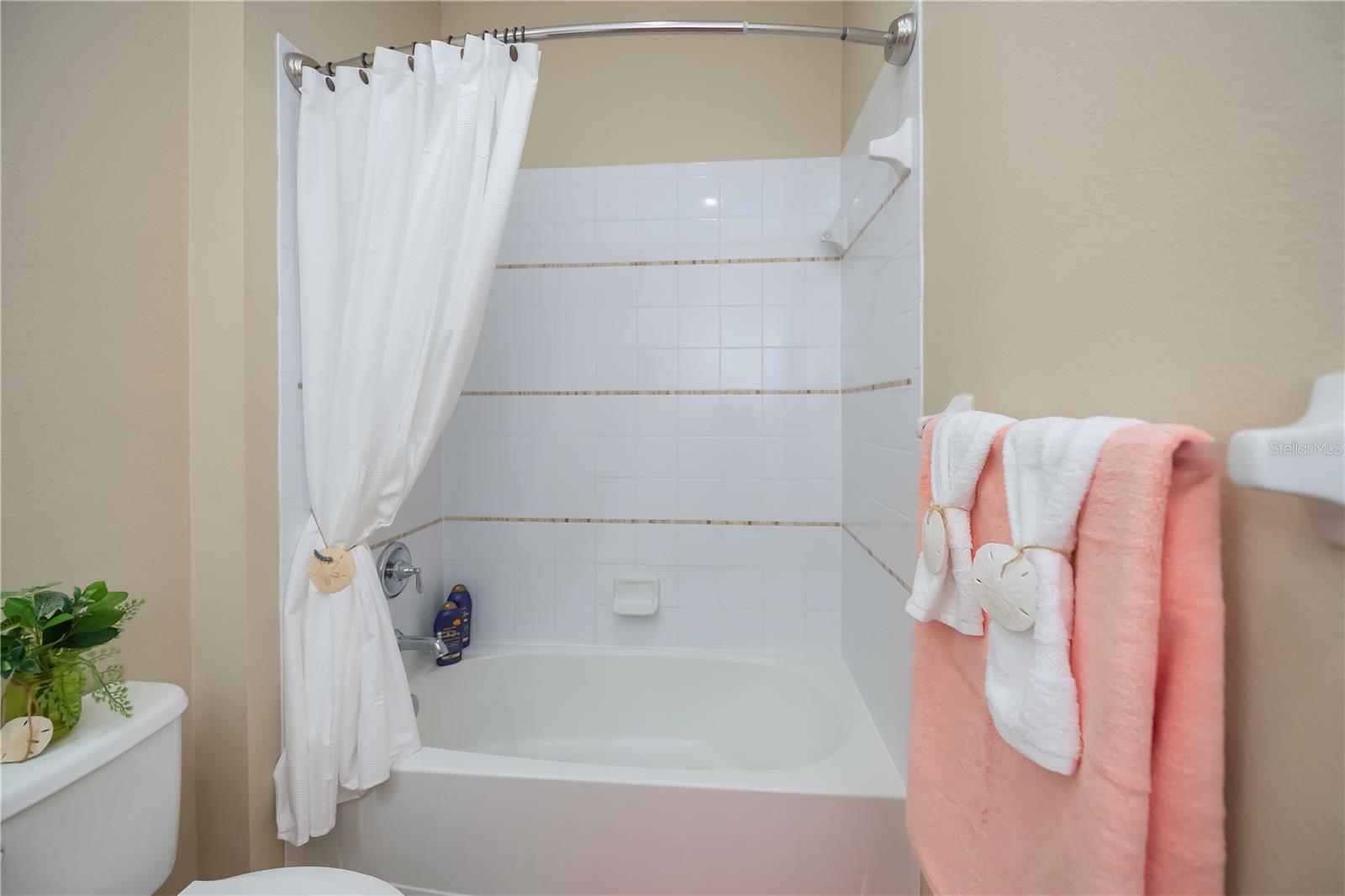 Image 49 of 62 For 1387 Backspin Drive