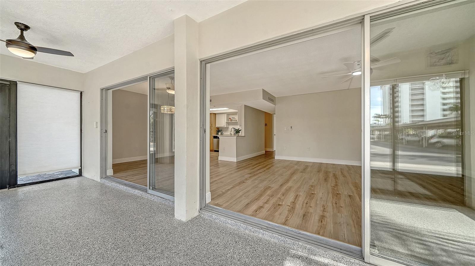 Image 16 of 65 For 101 Whispering Sands Drive 107