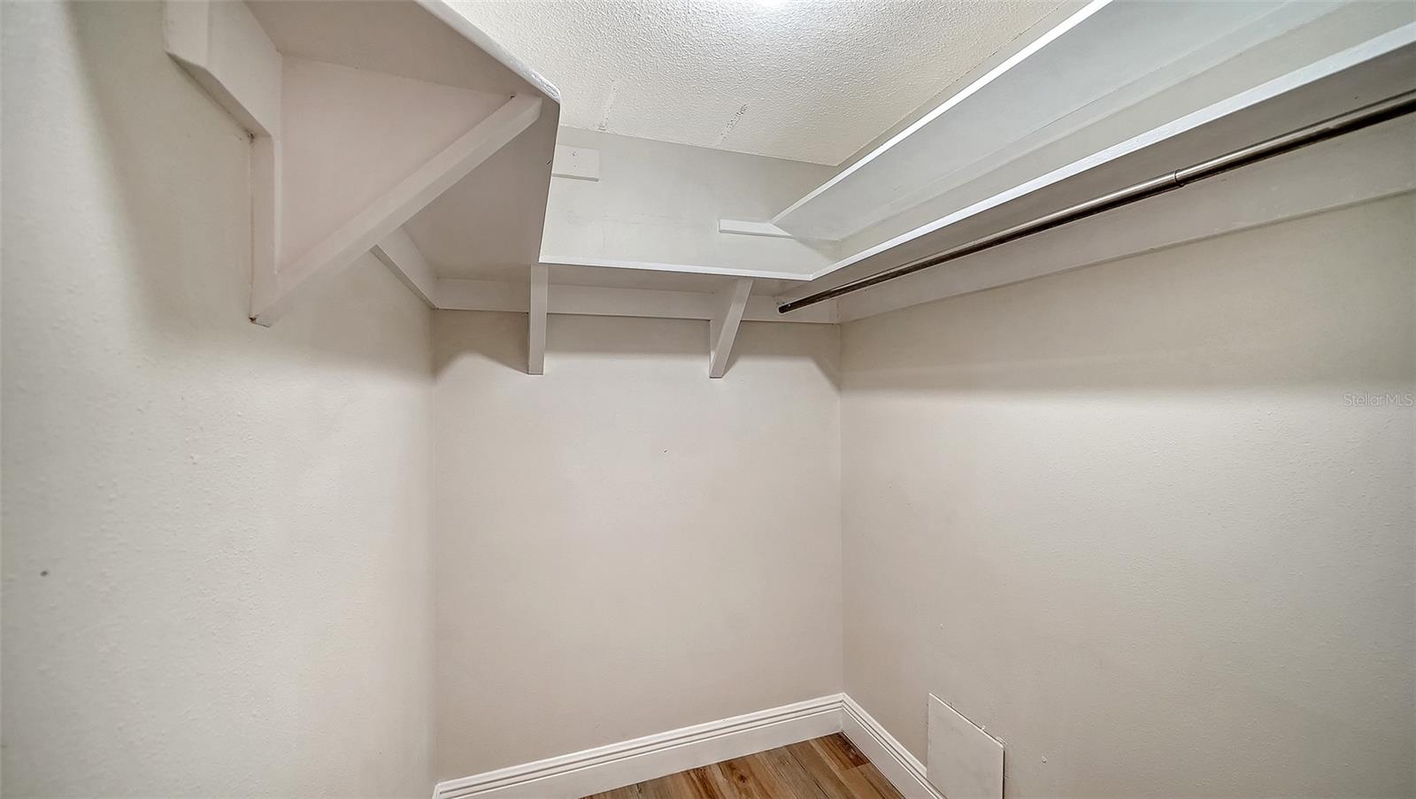 Image 29 of 65 For 101 Whispering Sands Drive 107