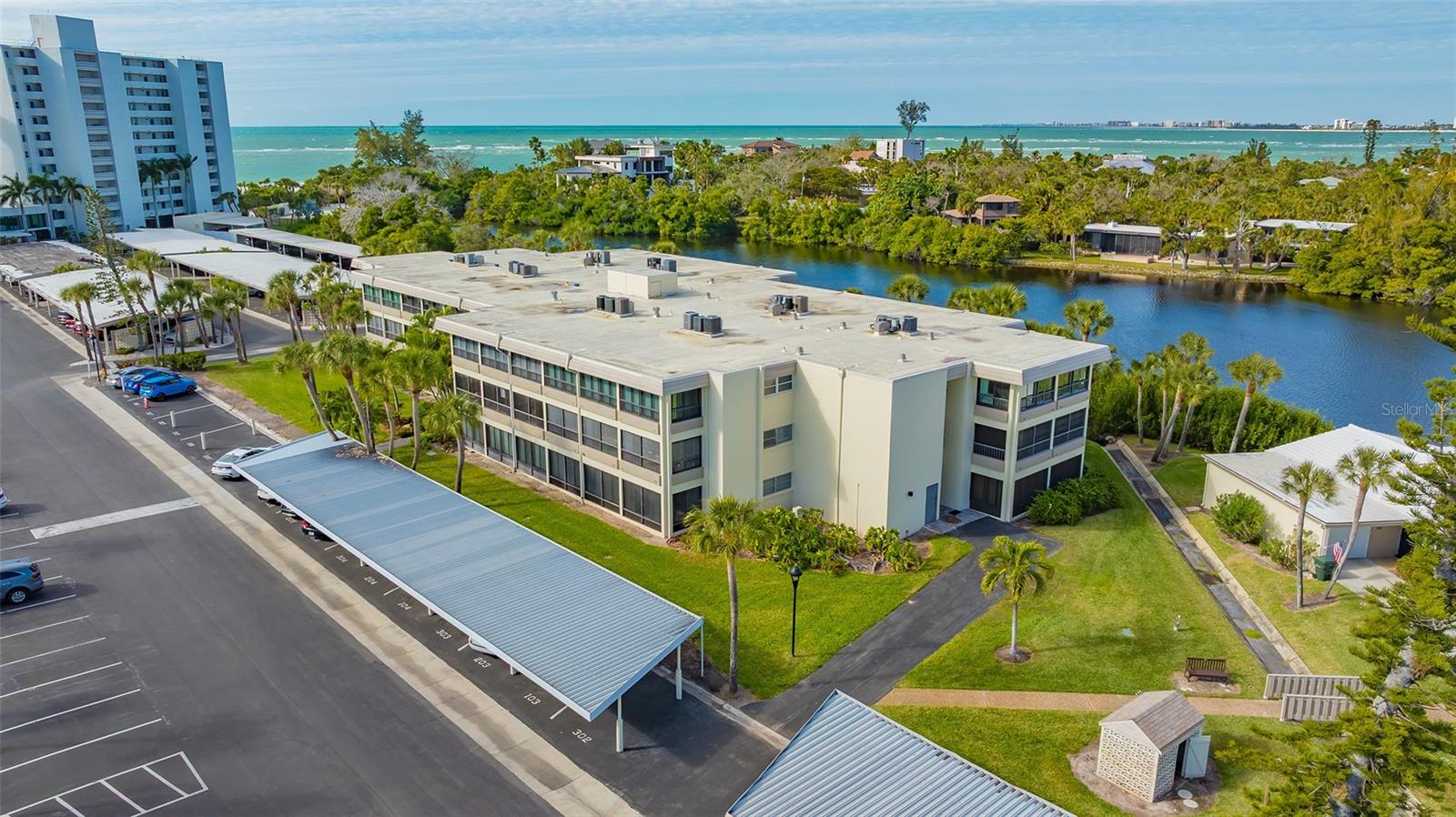 Image 4 of 65 For 101 Whispering Sands Drive 107