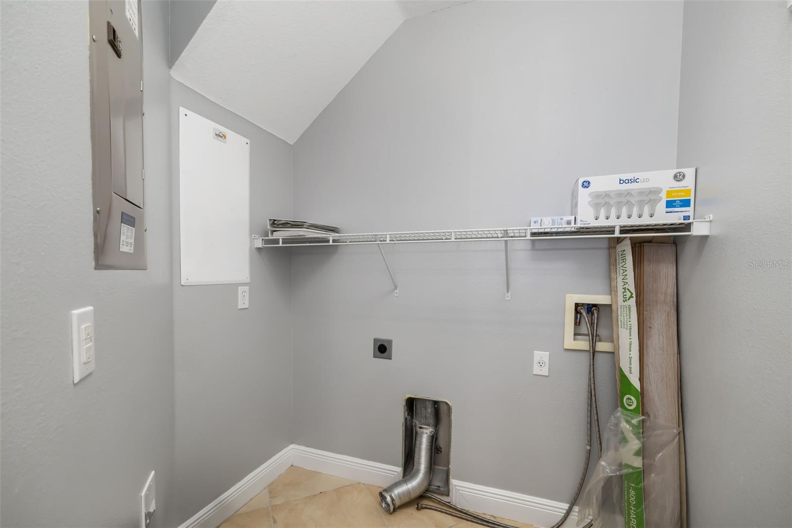 Image 15 of 76 For 5615 Southernmost Lane