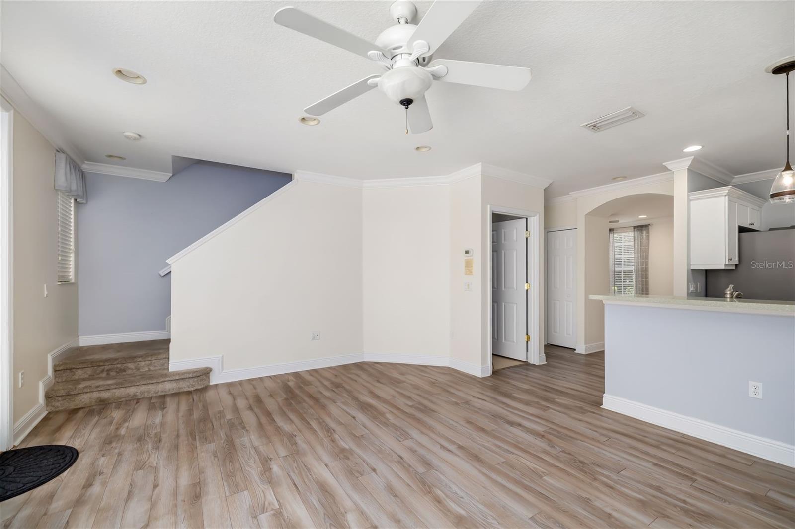 Image 19 of 76 For 5615 Southernmost Lane