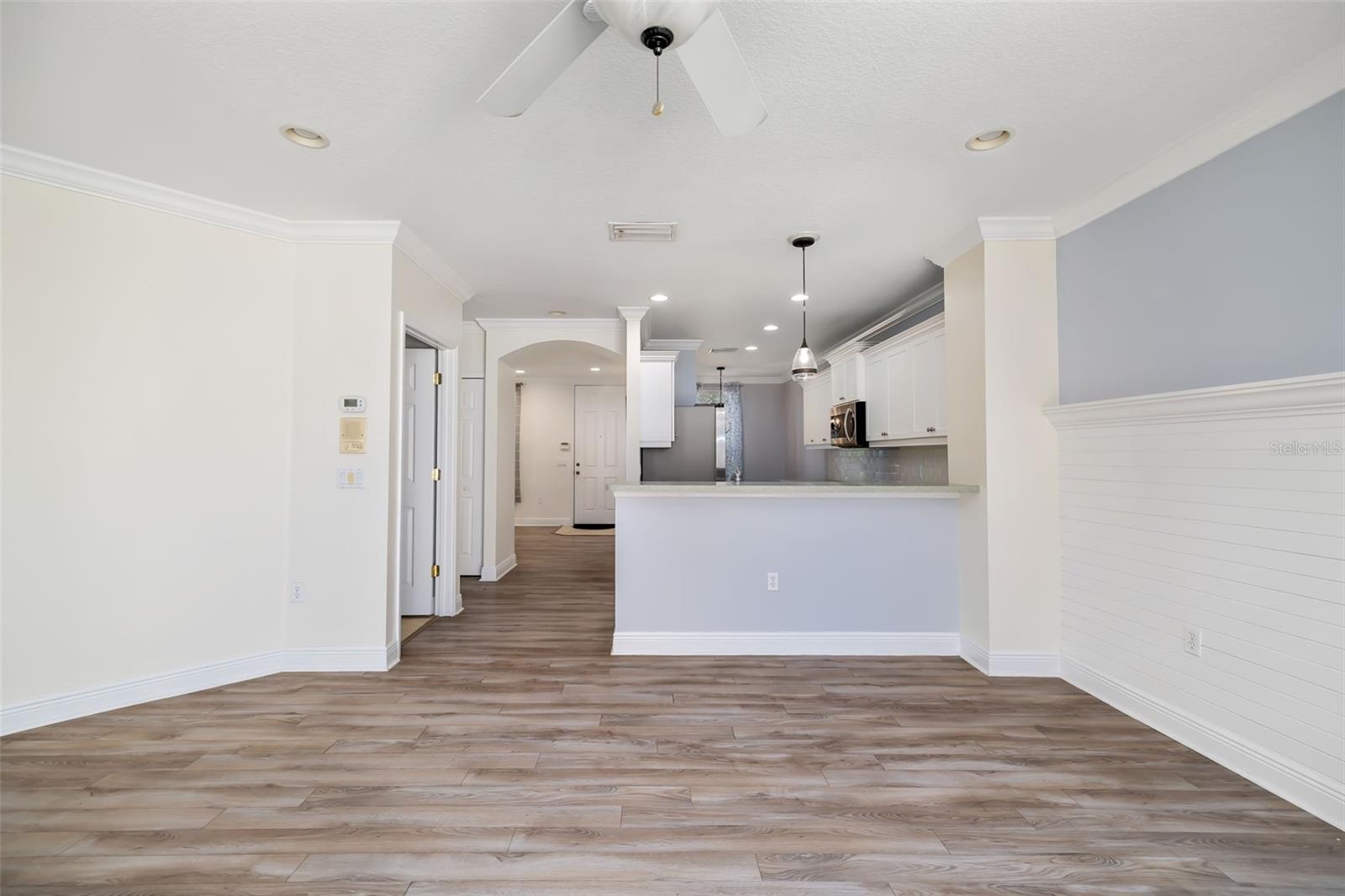 Image 20 of 76 For 5615 Southernmost Lane