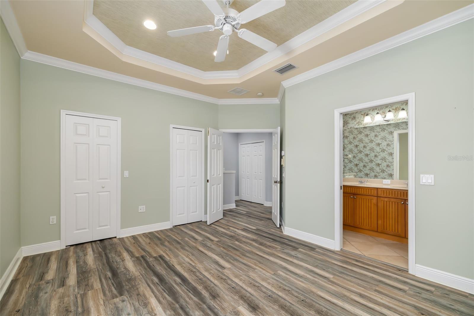 Image 24 of 76 For 5615 Southernmost Lane