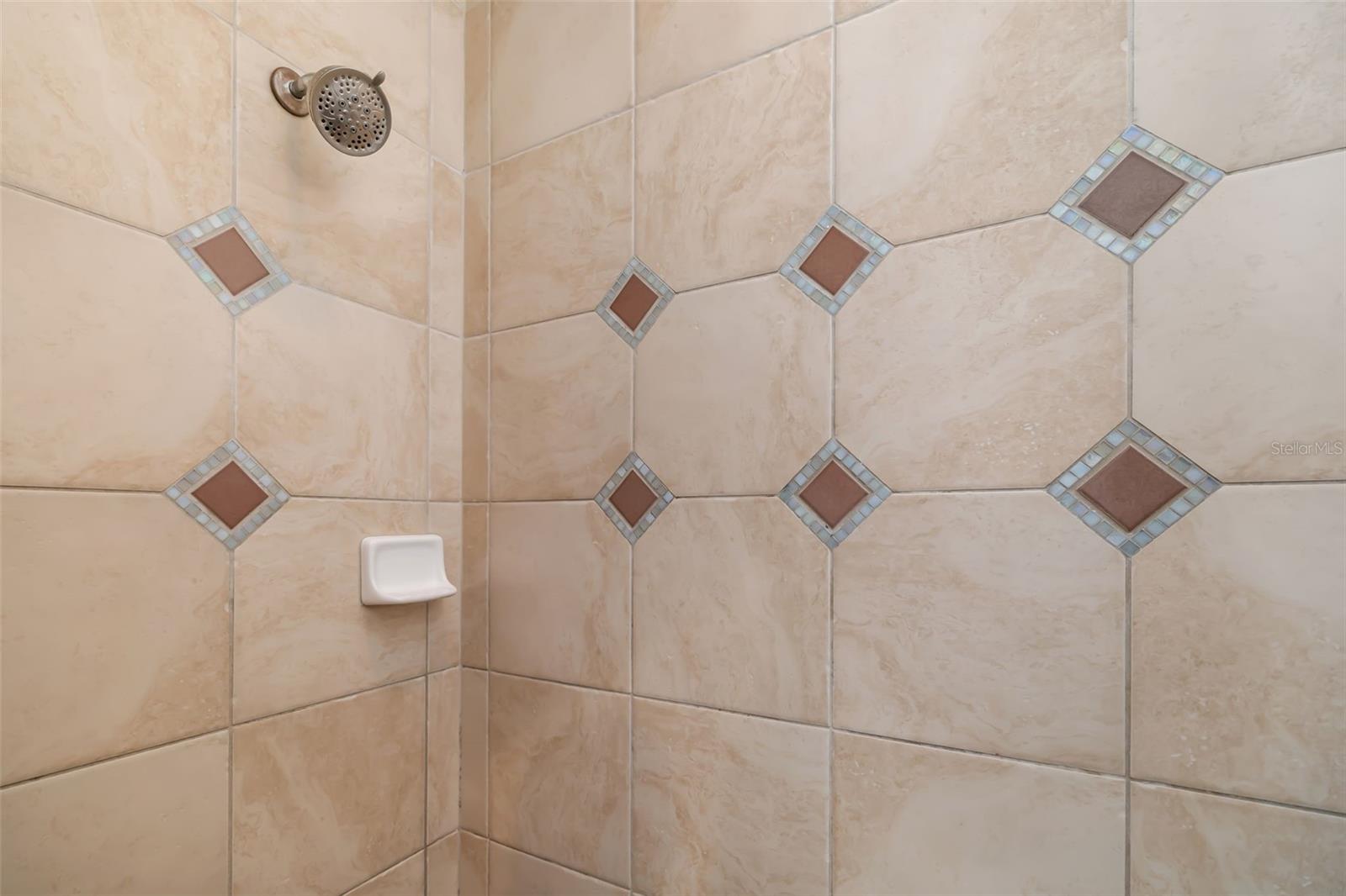 Image 30 of 76 For 5615 Southernmost Lane