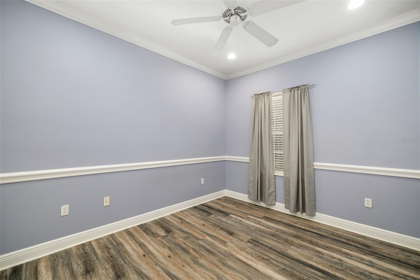 Image 32 of 76 For 5615 Southernmost Lane