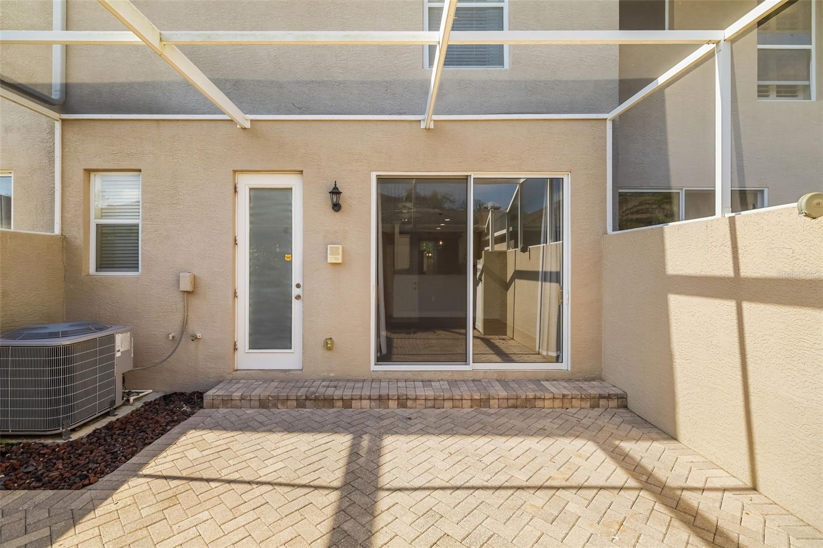 Image 40 of 76 For 5615 Southernmost Lane