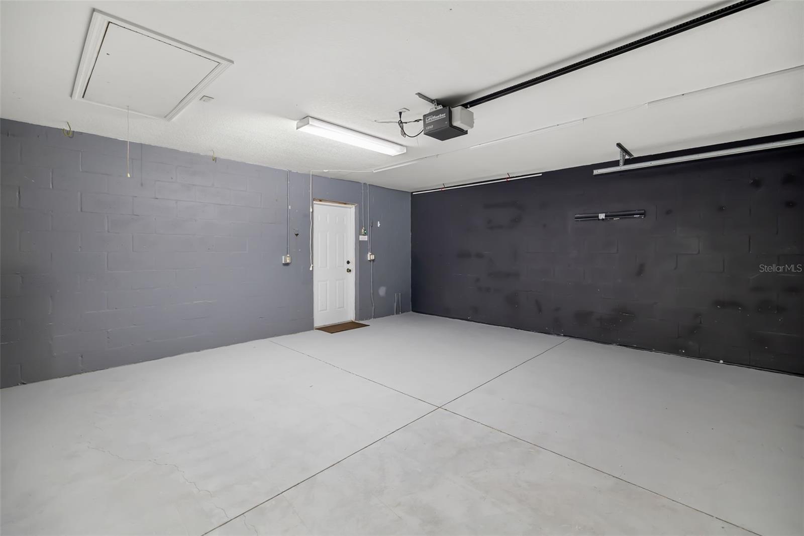 Image 43 of 76 For 5615 Southernmost Lane