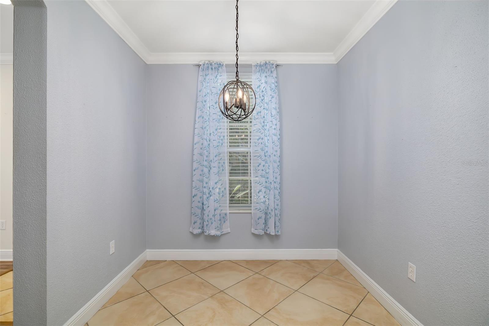 Image 7 of 76 For 5615 Southernmost Lane