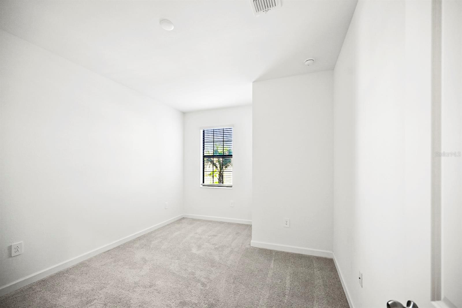 Image 26 of 65 For 14812 Lyla Terrace