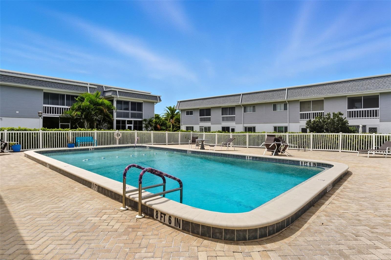 Image 21 of 25 For 22375 Edgewater Drive 217