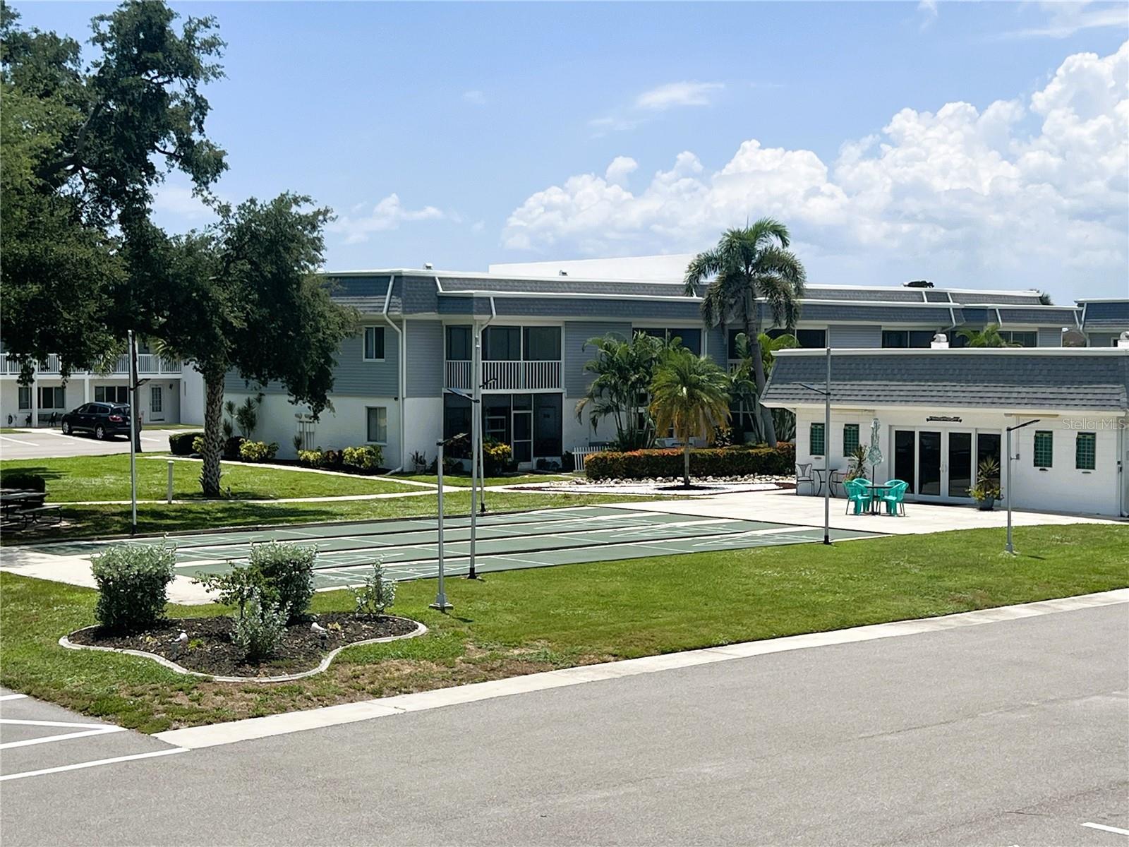 Image 22 of 25 For 22375 Edgewater Drive 217