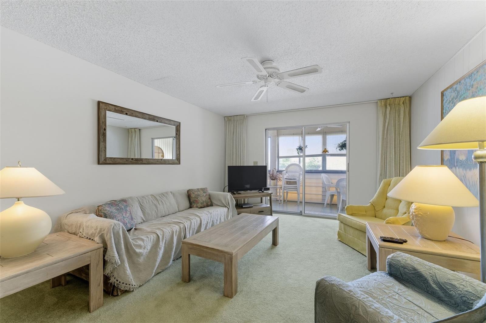 Image 4 of 25 For 22375 Edgewater Drive 217