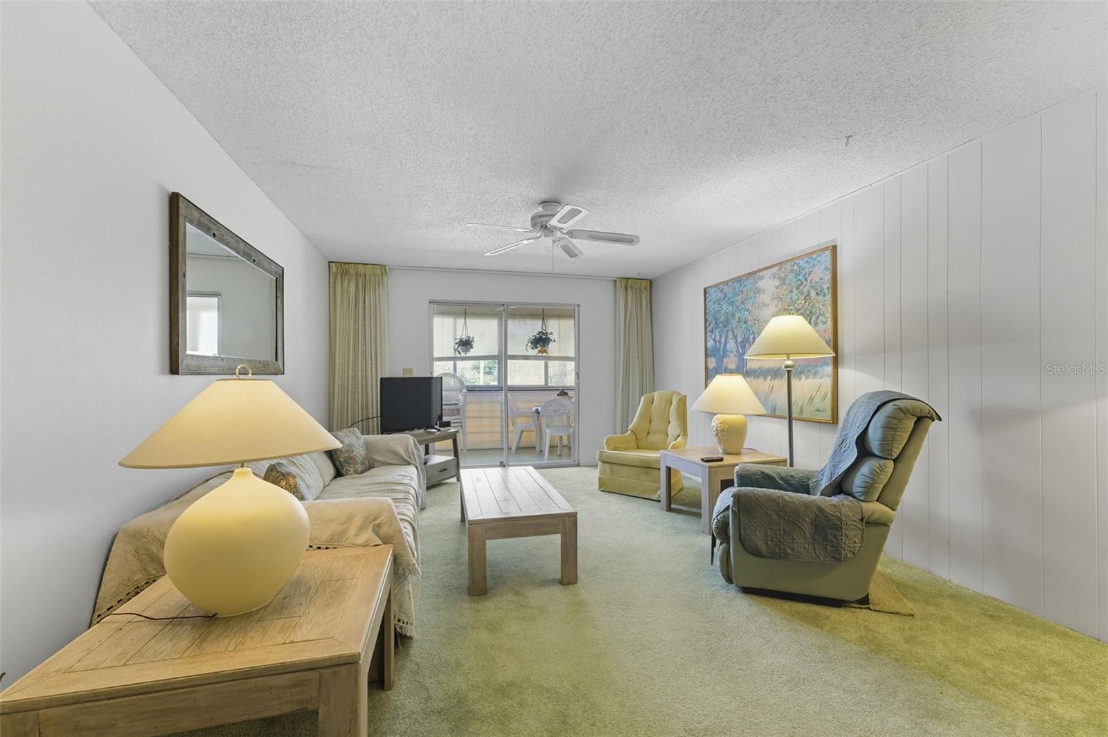 Image 6 of 25 For 22375 Edgewater Drive 217