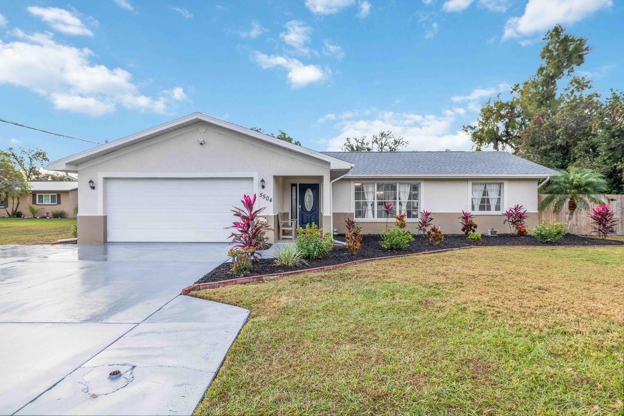 Details for 5504 18th Avenue E, BRADENTON, FL 34208