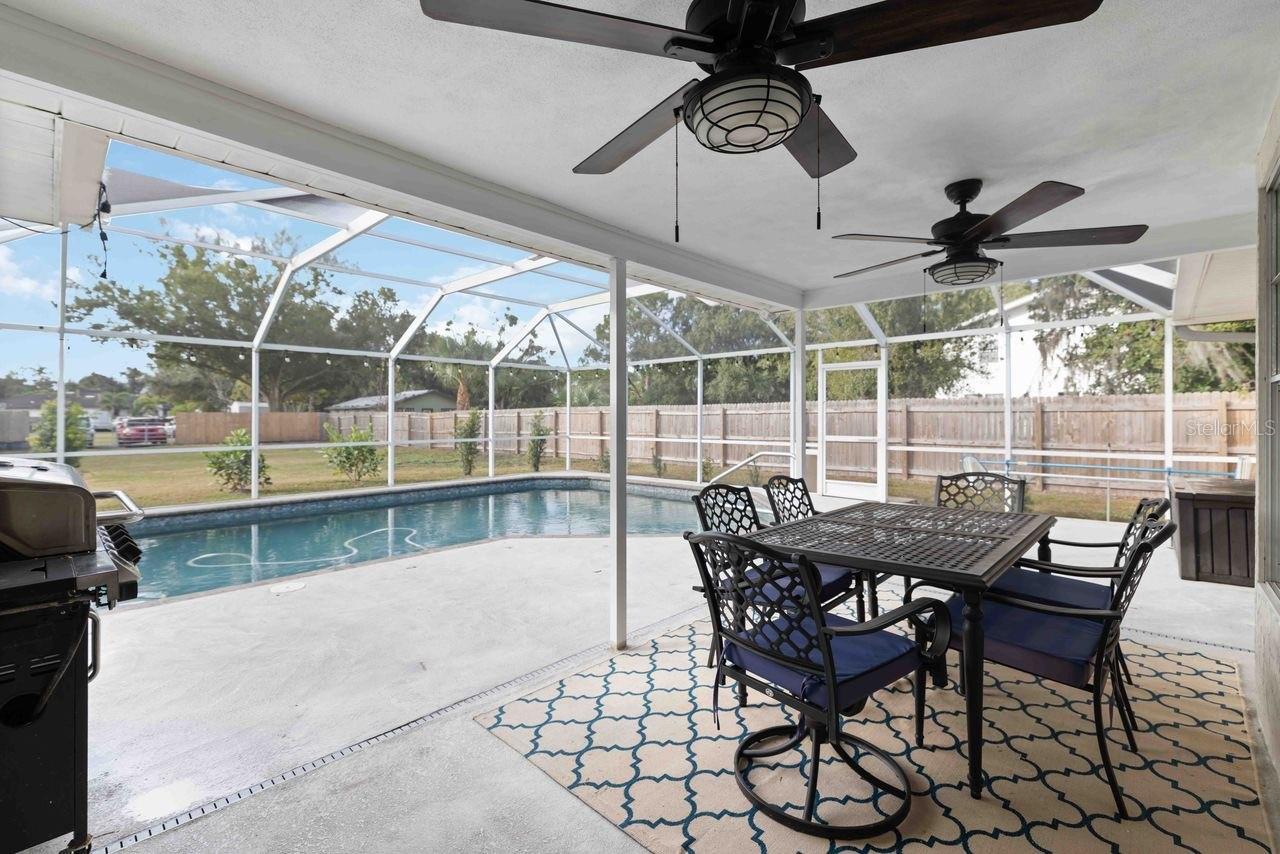 Image 36 of 42 For 5504 18th Avenue E