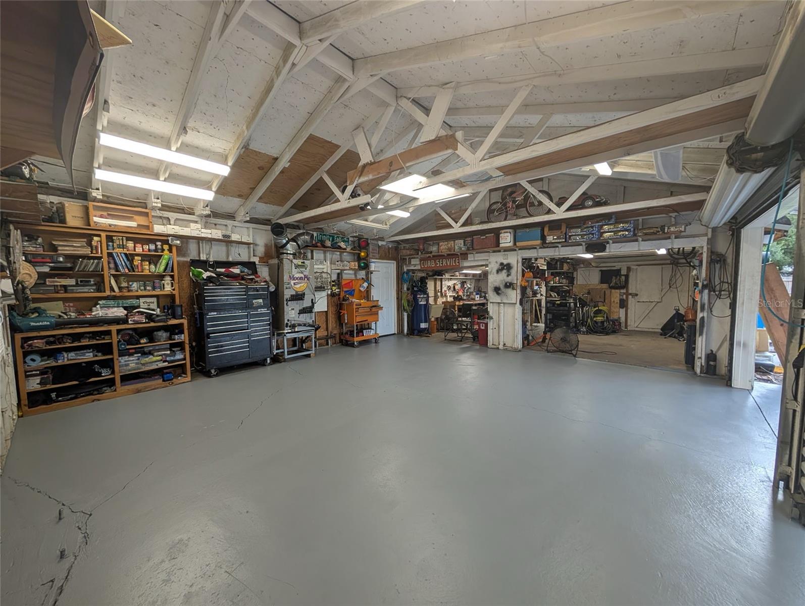 Image 8 of 42 For 5504 18th Avenue E