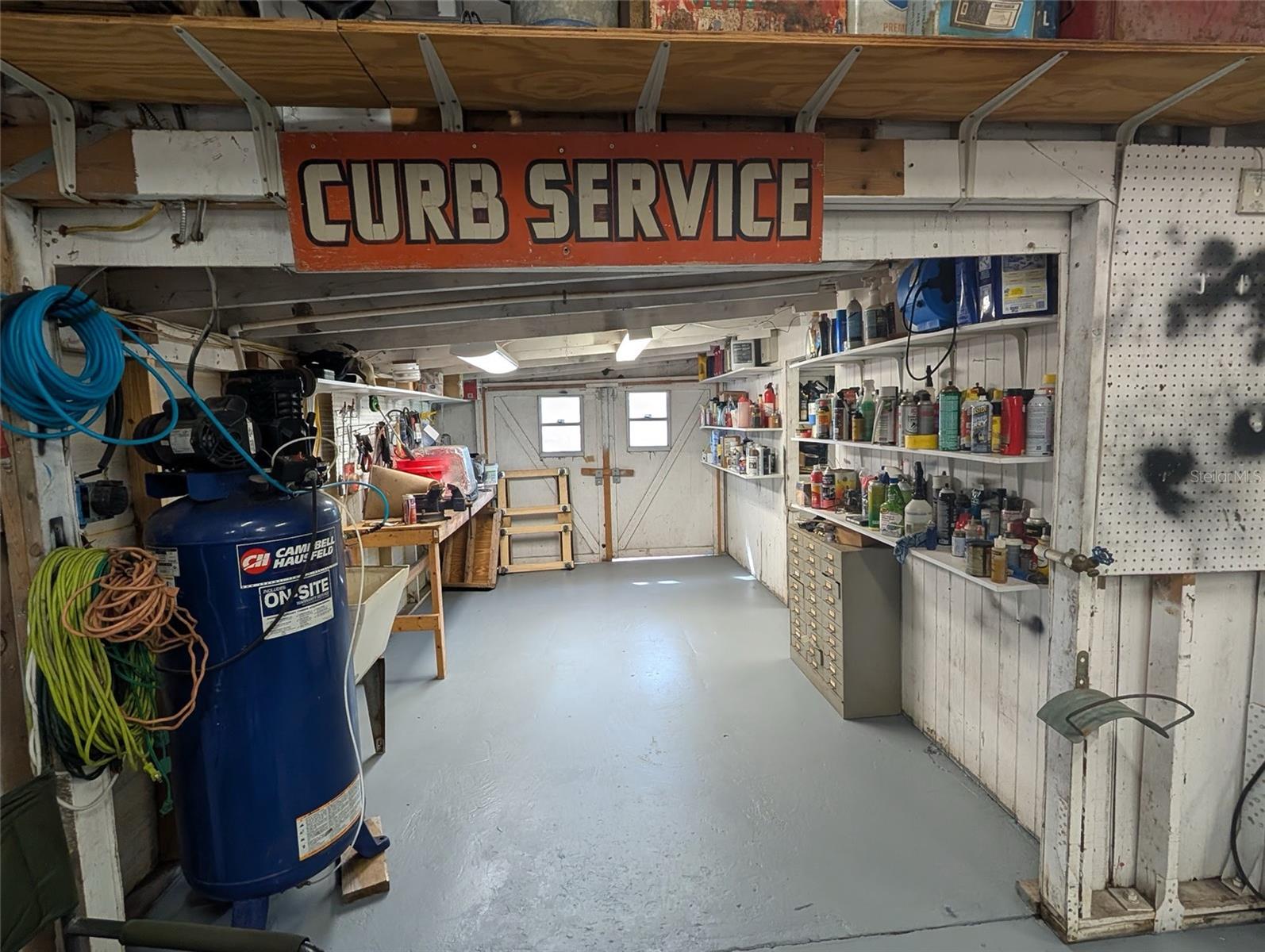 Image 9 of 42 For 5504 18th Avenue E