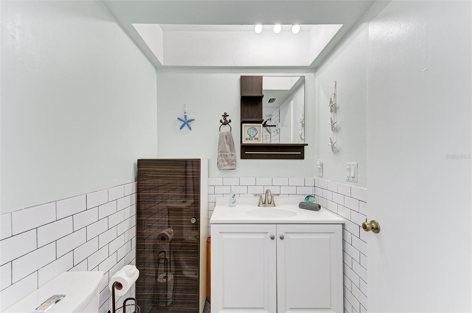 Image 20 of 36 For 6336 7th Avenue W 6336