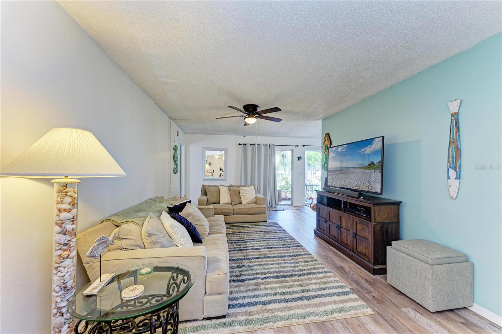 Image 5 of 36 For 6336 7th Avenue W 6336