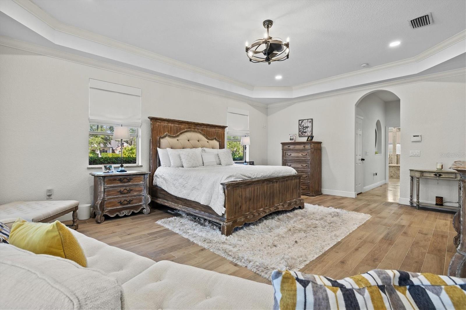 Image 14 of 83 For 1482 Kingsdown Drive