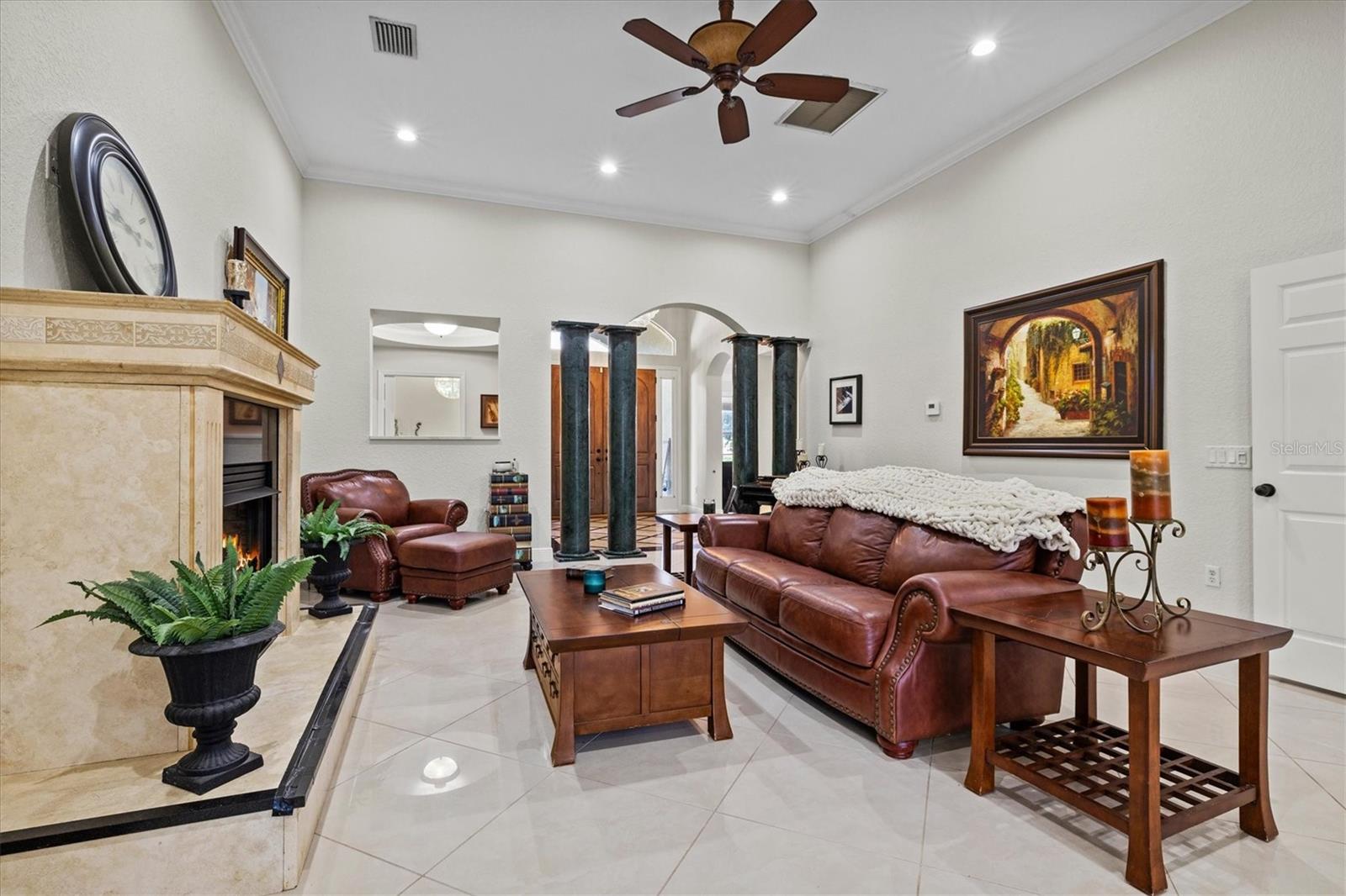 Image 23 of 83 For 1482 Kingsdown Drive