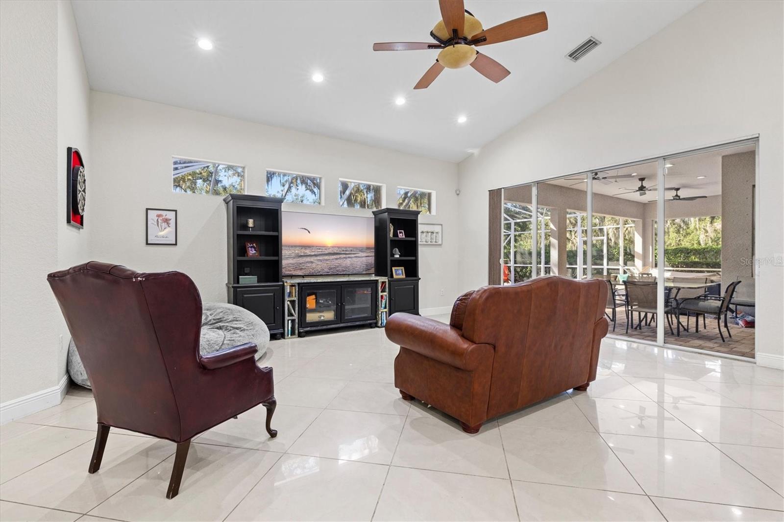 Image 39 of 83 For 1482 Kingsdown Drive