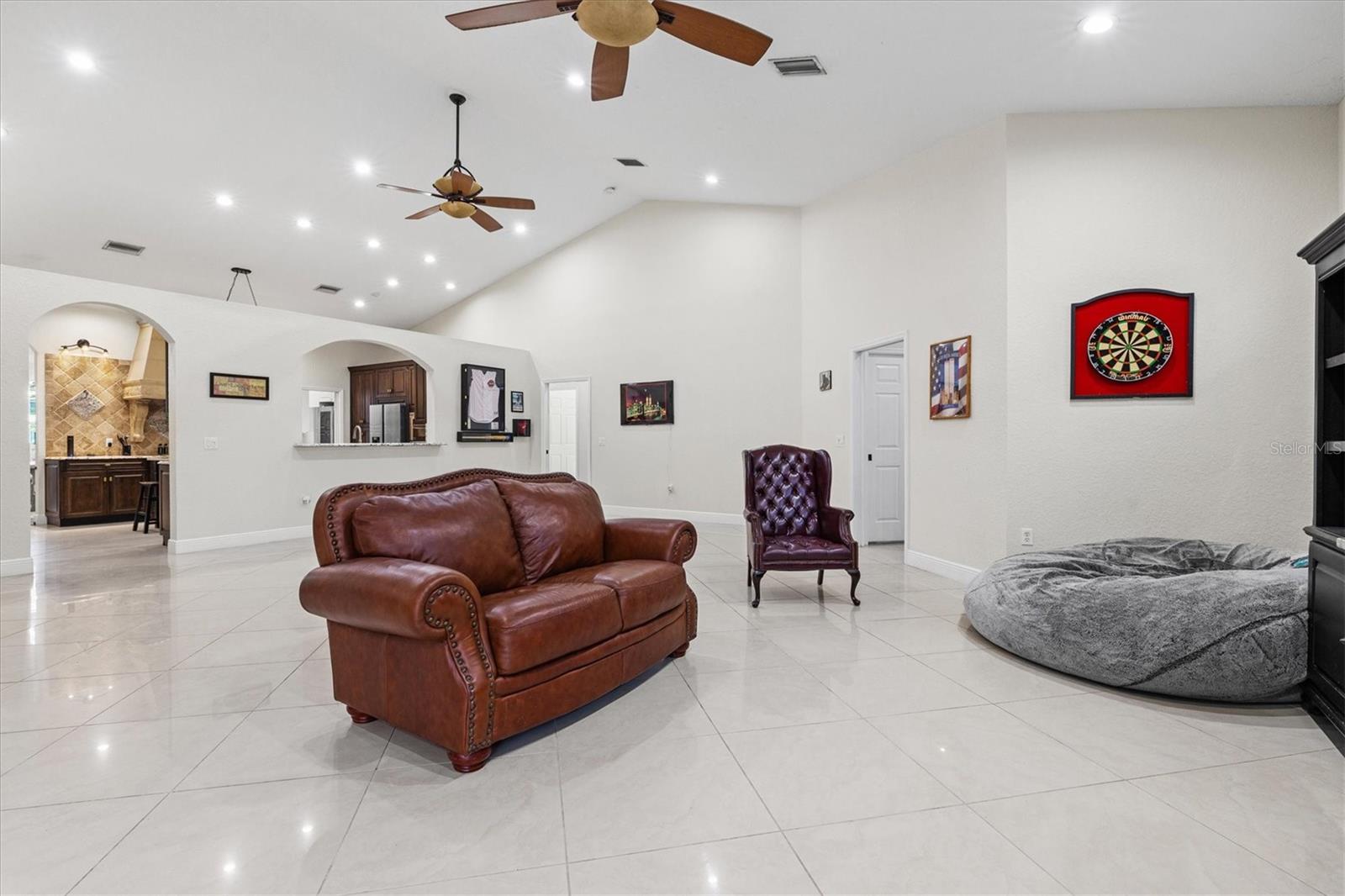 Image 42 of 83 For 1482 Kingsdown Drive