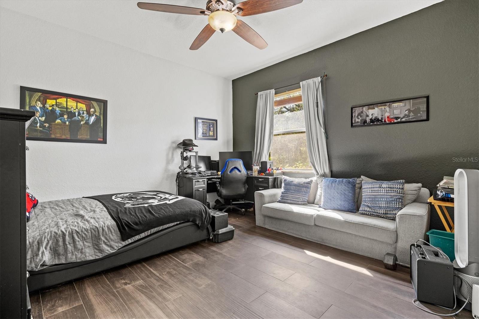 Image 49 of 83 For 1482 Kingsdown Drive